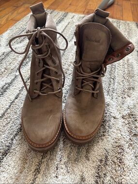 Timberland Taupe/Natural Leather Lace-Up Boots